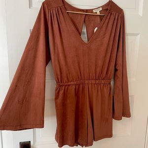 Earthbound Trading Company.  Faux Suede Romper. Size Large. NEVER WORN.